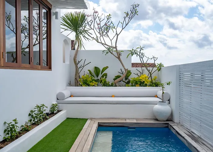 Villa Tonic